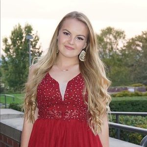 Meet your Posher, Allison